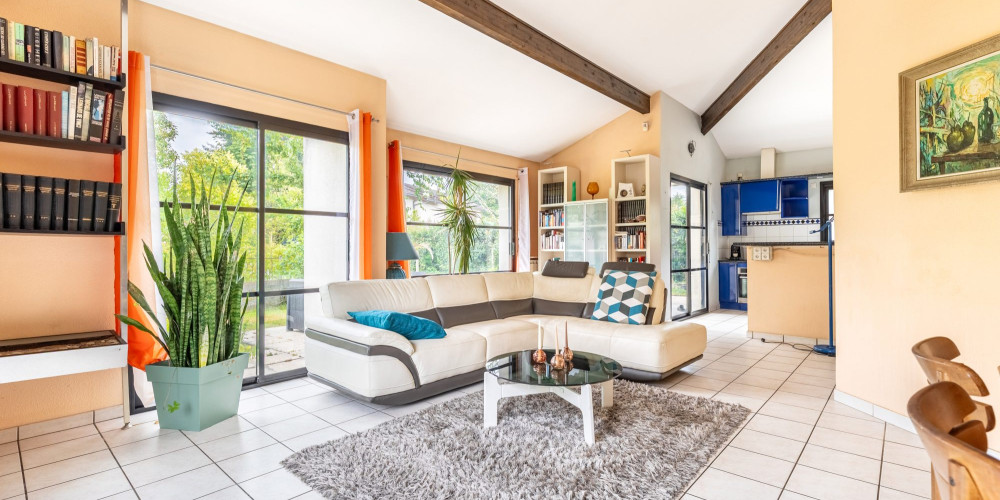 maison à BRUGES (33520)