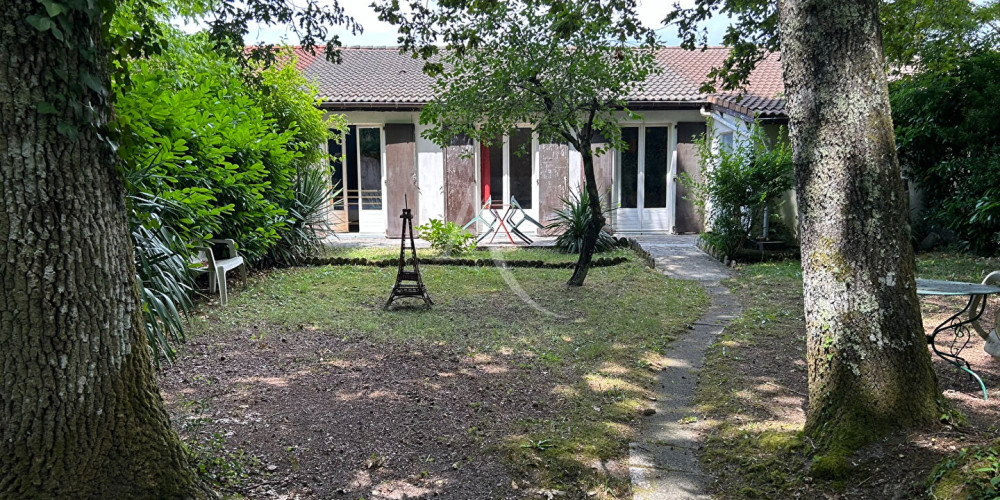 maison à ST MEDARD EN JALLES (33160)