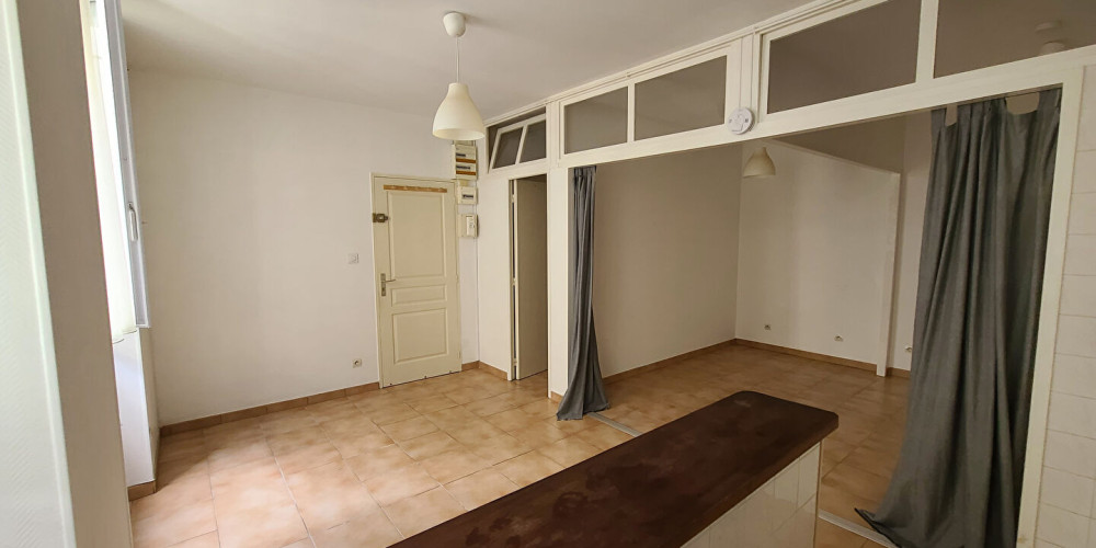 appartement à BORDEAUX (33800)