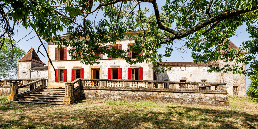 maison à GENSAC (33890)
