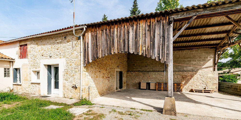 maison à BOSSUGAN (33350)