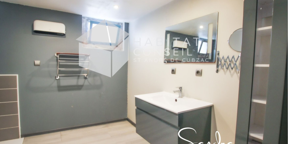 maison à ANGLADE (33390)