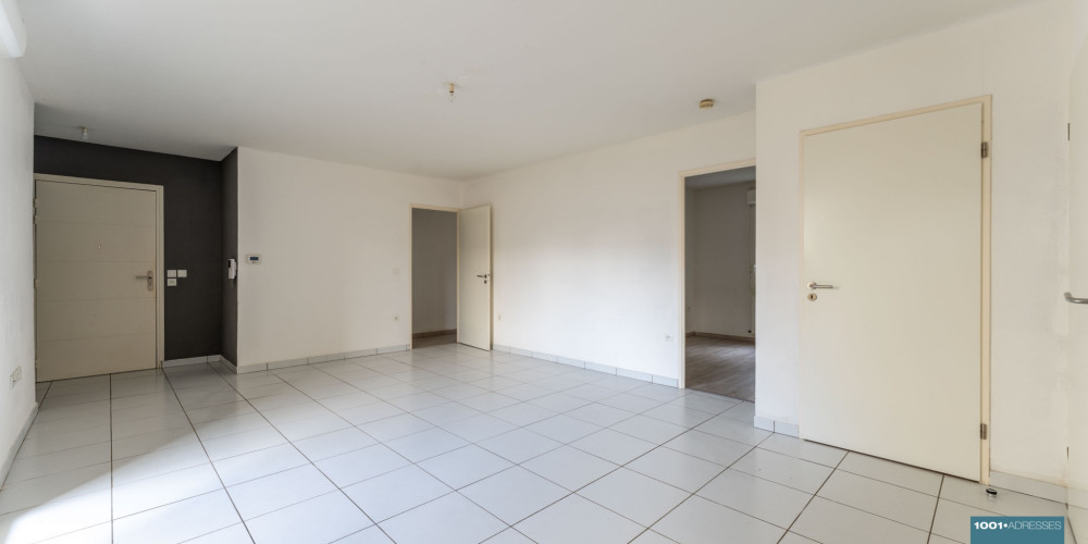 appartement à BORDEAUX (33800)
