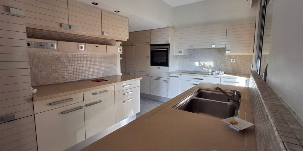 appartement à BORDEAUX (33200)