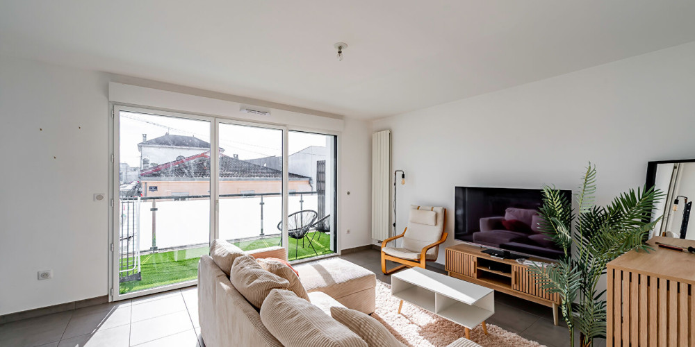 appartement à BORDEAUX (33000)