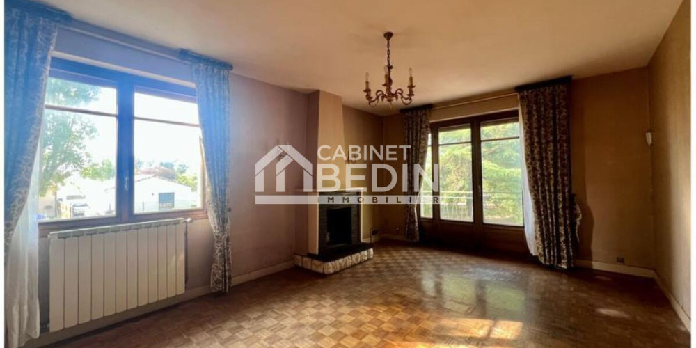 maison à VAYRES (33870)