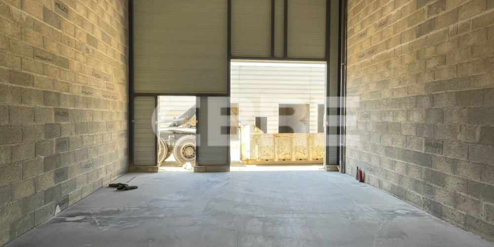 local industriel à BASSENS (33530)