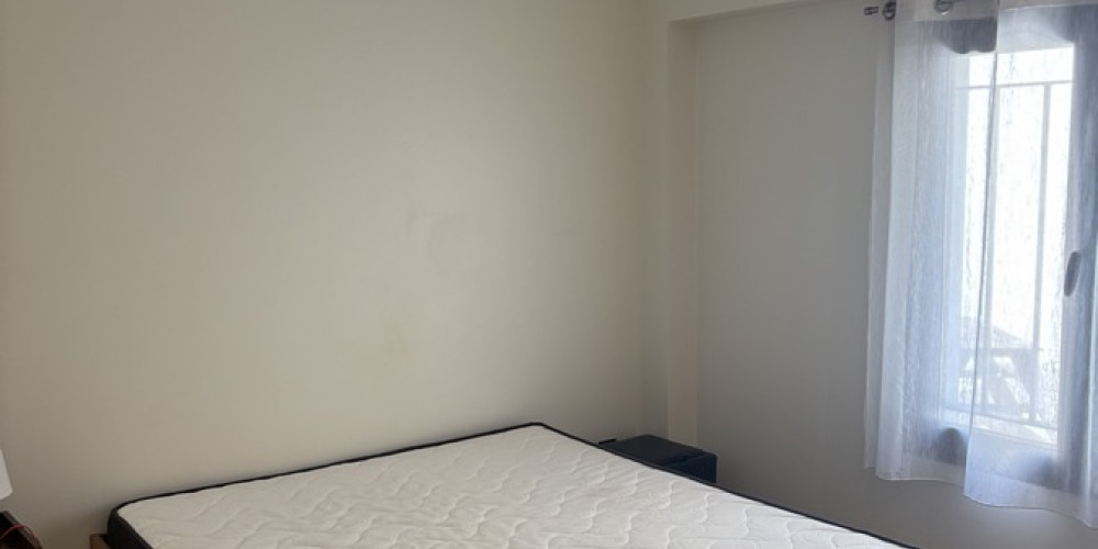 appartement à BORDEAUX (33300)