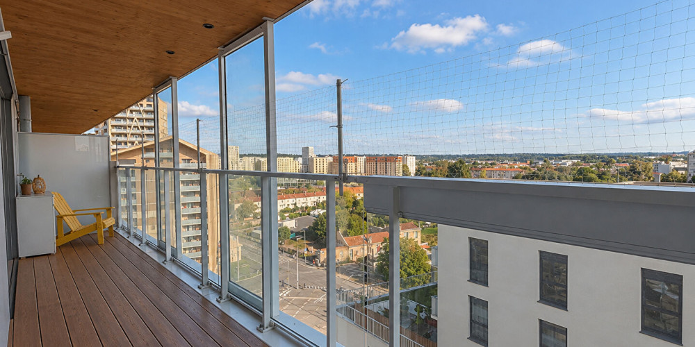 appartement à BORDEAUX (33800)
