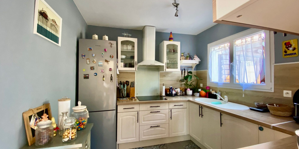 maison à ARES (33740)