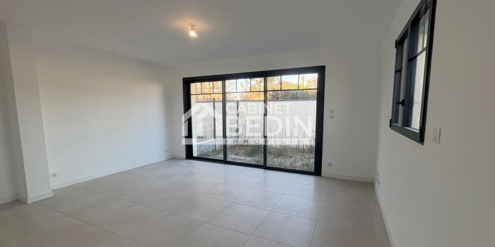 appartement à ST JEAN D ILLAC (33127)