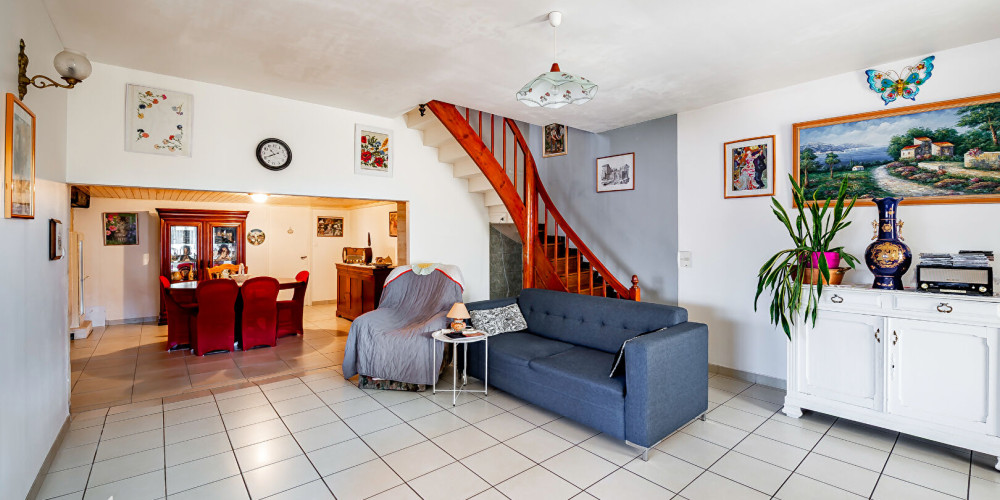 maison à AMBES (33810)
