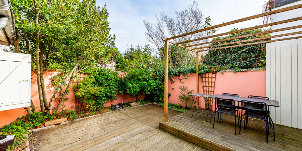 maison à BORDEAUX (33800)