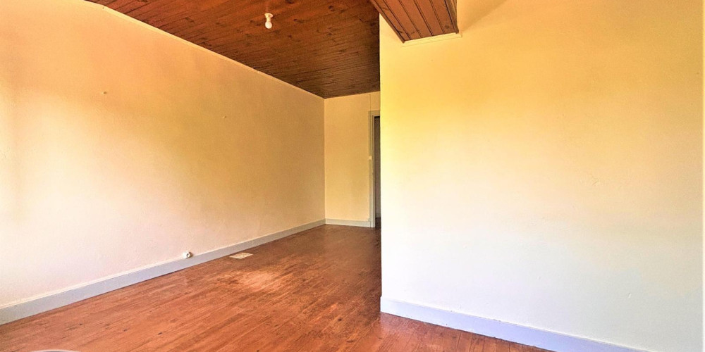 appartement à ST QUENTIN DE BARON (33750)