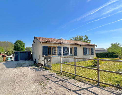 maison  HOSTENS