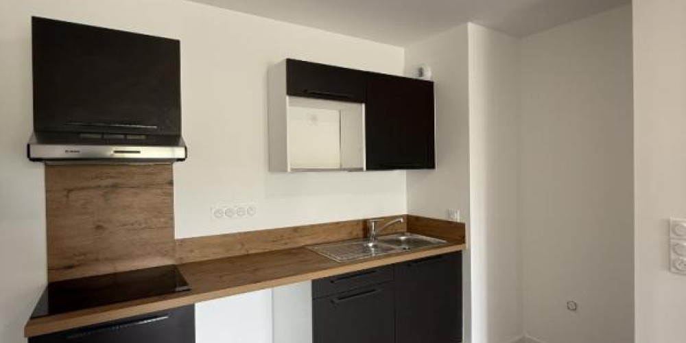 appartement à BORDEAUX (33300)