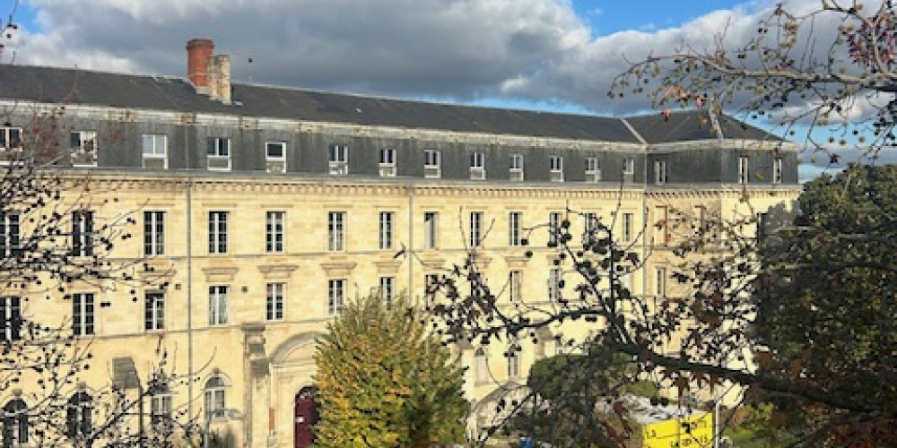 appartement à BORDEAUX (33800)