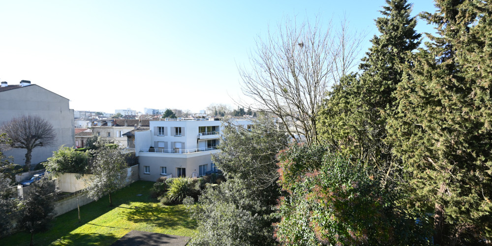 appartement à BORDEAUX (33000)