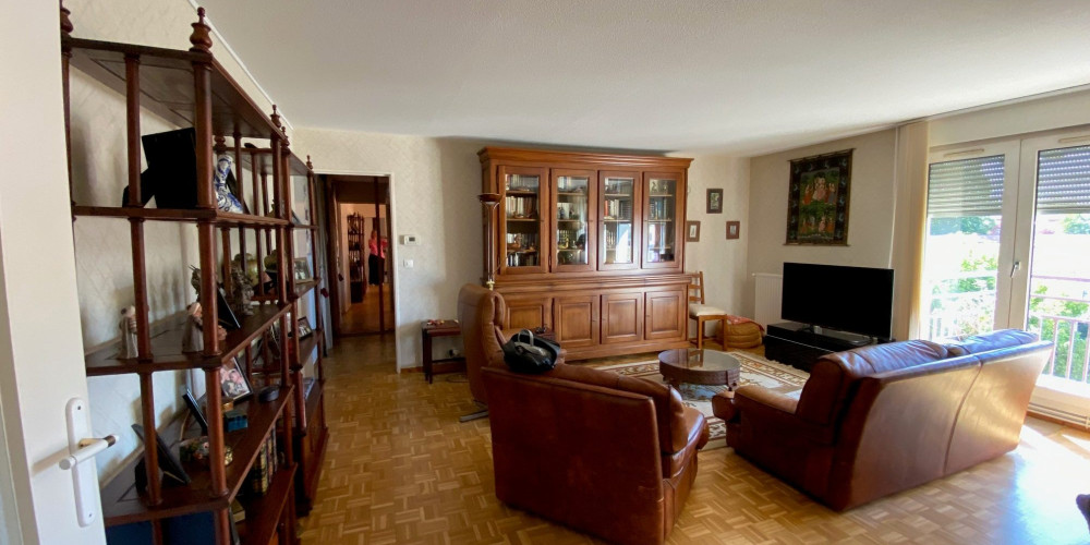 appartement à VILLENAVE D ORNON (33140)