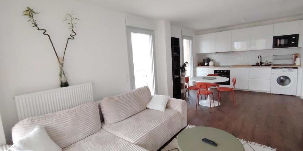 appartement à BORDEAUX (33800)
