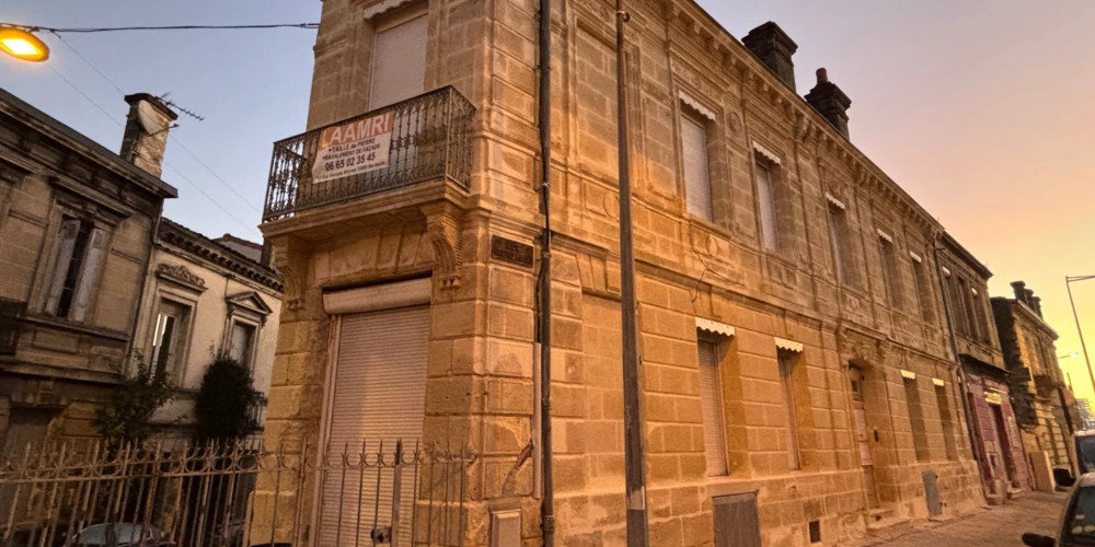 appartement à BORDEAUX (33800)