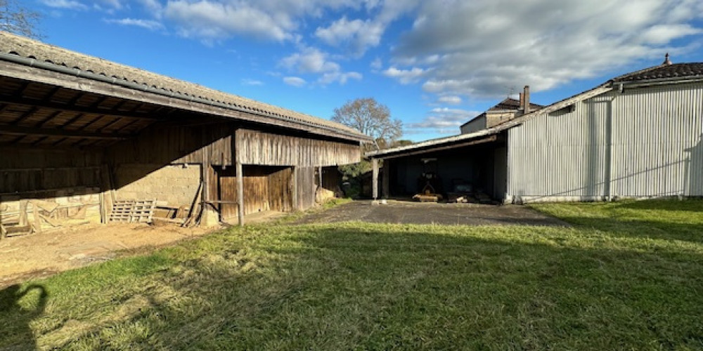 maison à MOURENS (33410)