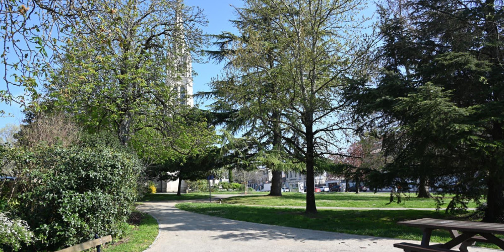 appartement à BORDEAUX (33200)