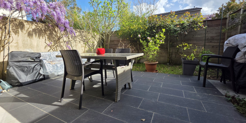 maison à VILLENAVE D ORNON (33140)