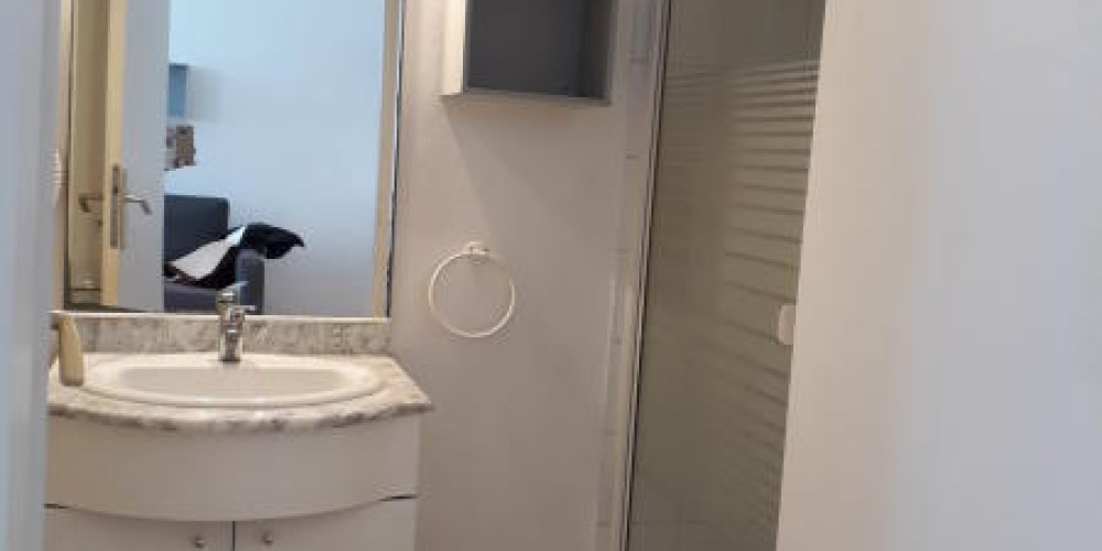 appartement à BORDEAUX (33000)