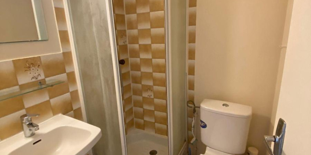 appartement à BORDEAUX (33800)