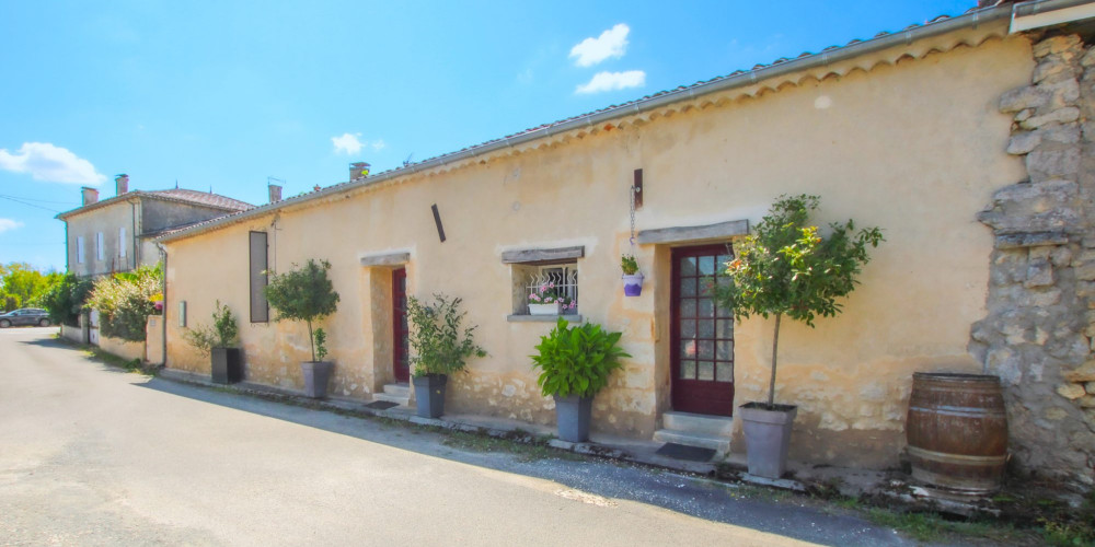 immeuble à ST ANDRE DE CUBZAC (33240)