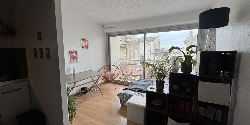 appartement à BORDEAUX (33000)