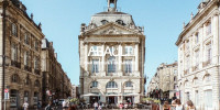 local commercial à BORDEAUX (33000)
