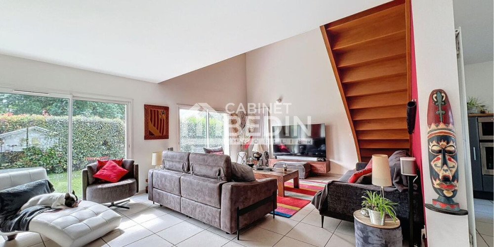 maison à ST MEDARD D EYRANS (33650)