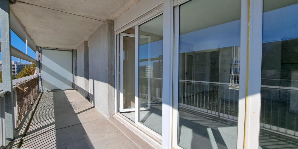 appartement à BORDEAUX (33800)
