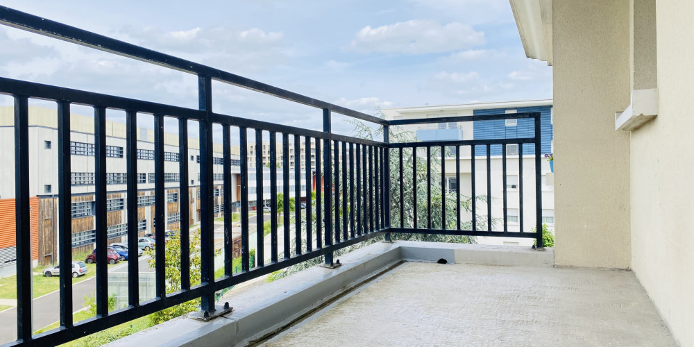 appartement à BORDEAUX (33300)