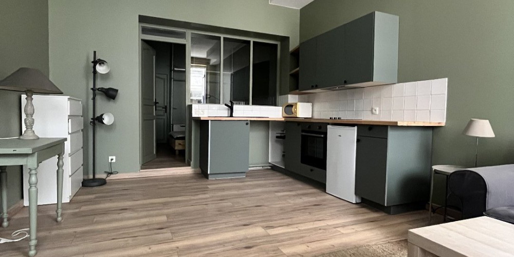 appartement à BORDEAUX (33300)