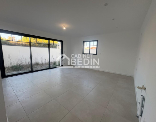 appartement  ST JEAN D ILLAC