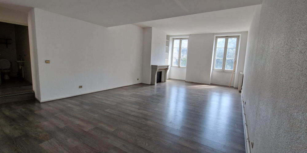 appartement à BORDEAUX (33000)