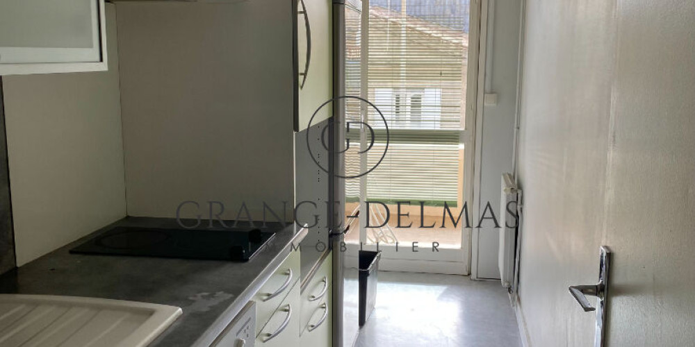 appartement à BORDEAUX (33000)