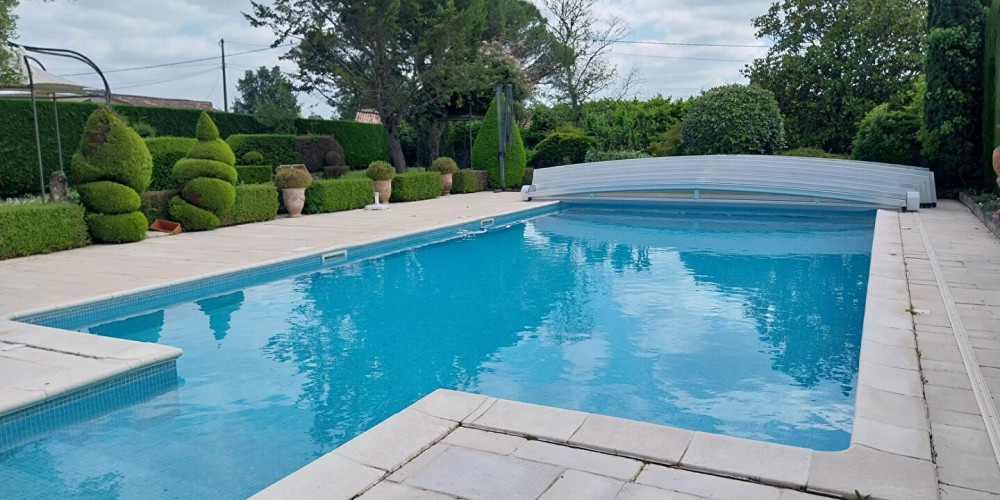 maison à RAUZAN (33420)