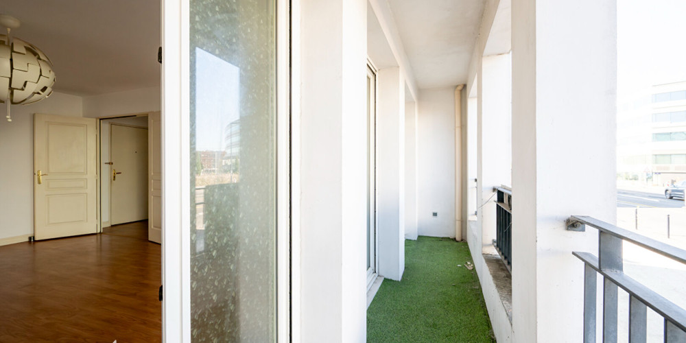 appartement à BORDEAUX (33300)