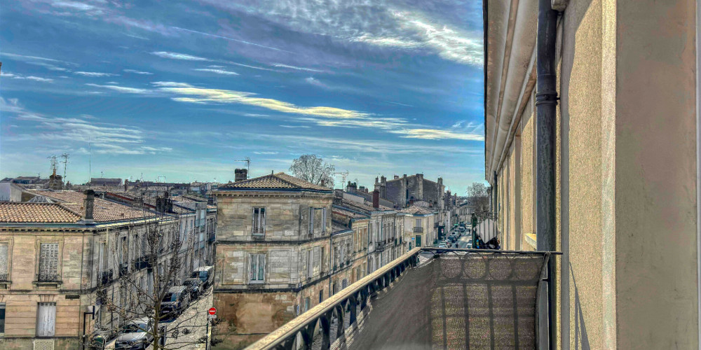 appartement à BORDEAUX (33000)