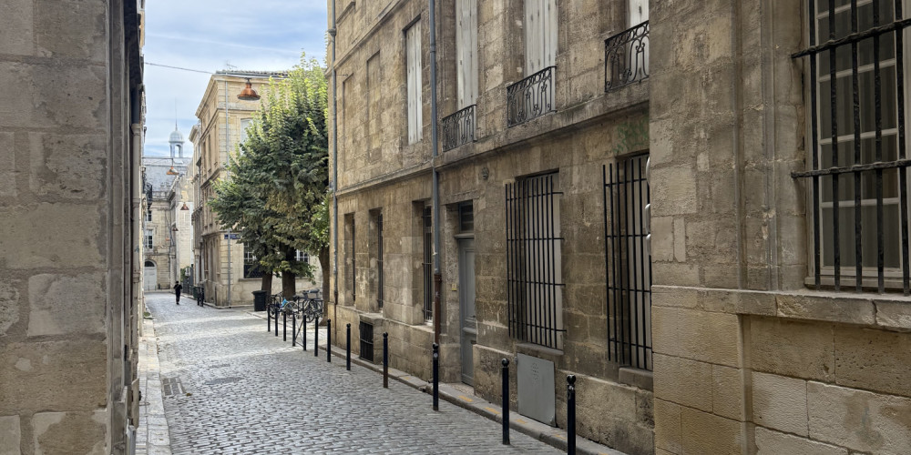appartement à BORDEAUX (33000)