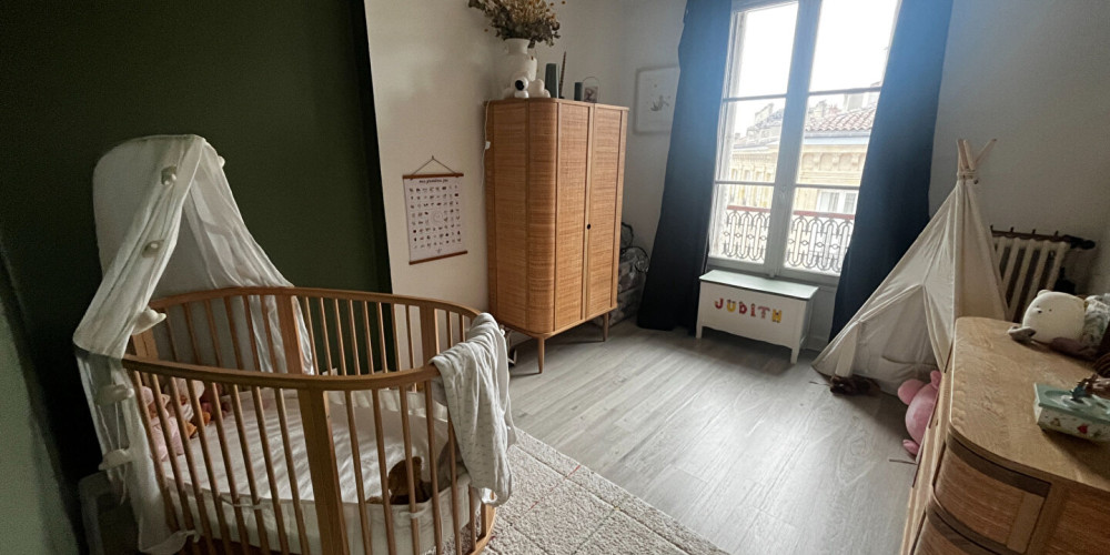 appartement à BORDEAUX (33000)