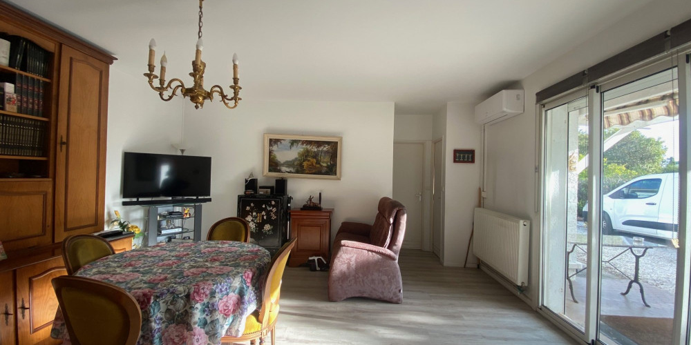 maison à ARES (33740)