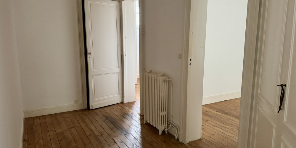 appartement à BORDEAUX (33000)