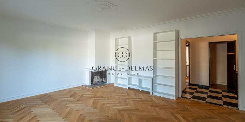 appartement à BORDEAUX (33000)