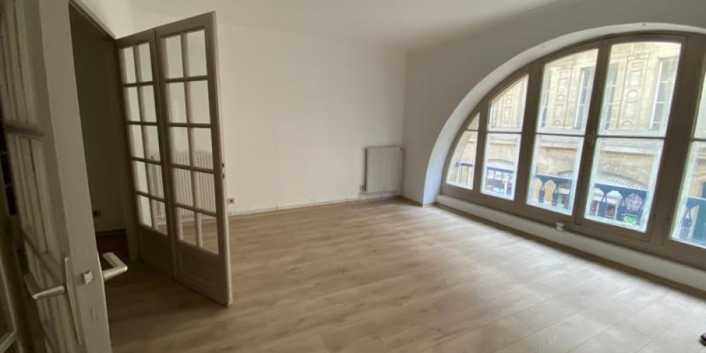 appartement à BORDEAUX (33000)