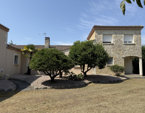 maison  AMBARES ET LAGRAVE